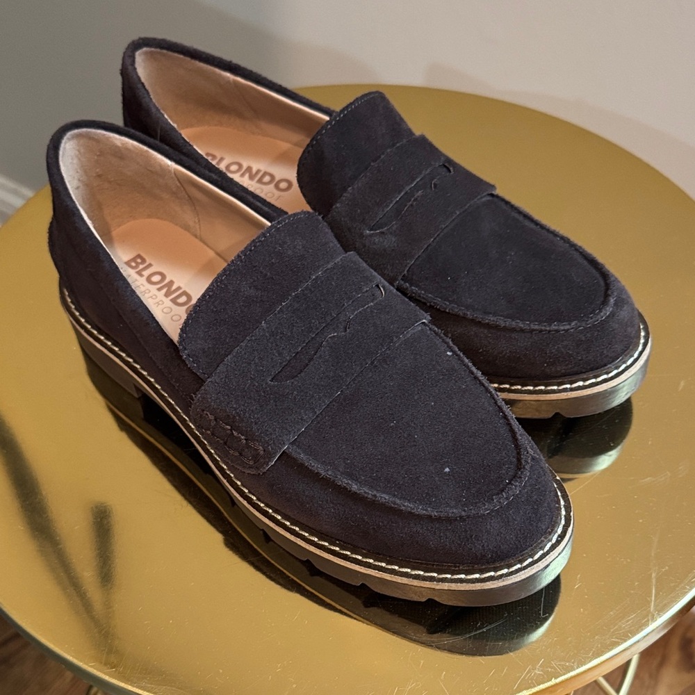 Blondo Women's Waterproof chocolate brown Suede Loafers